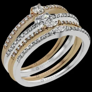 Zeghani ZR1584 Right Hand Ring in 14k Gold with Diamonds